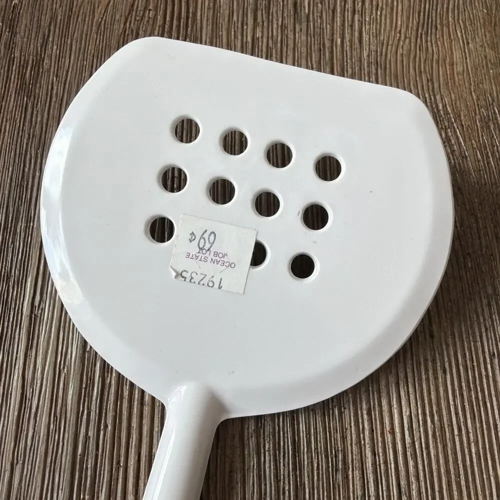 Ekco white 34108 slotted holes round serving spatula flipper vintage metal NWT
